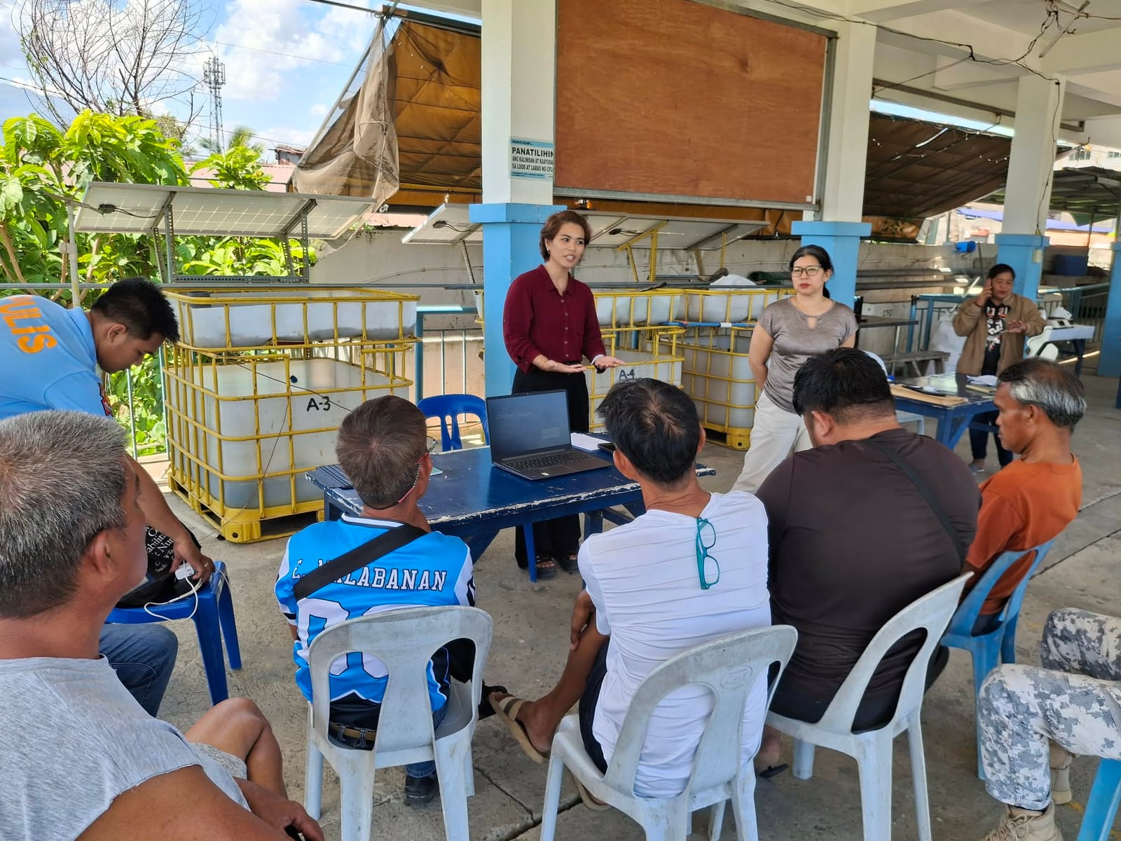 A Scale Welfare session with tilapia farmers in the Philippines
